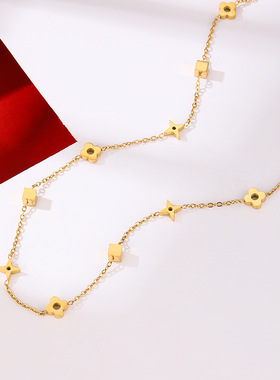 项链女时尚高级感气质百搭锁骨链小花朵简约几何小方块四叶草颈链