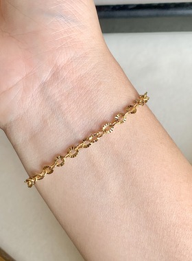 法式复古轻奢简约镂空压花手链女钛钢不掉色简约小众设计百搭手饰