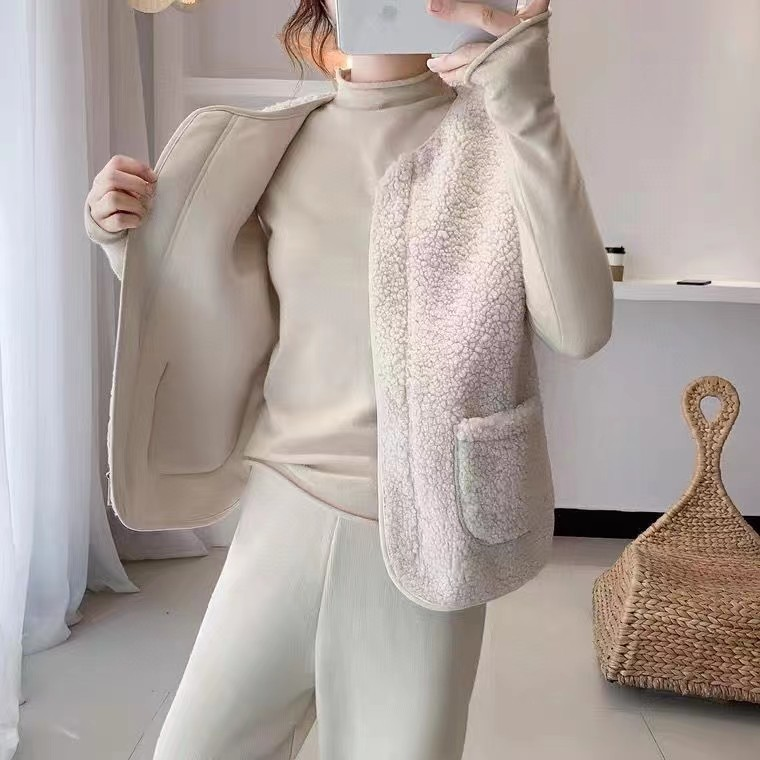 2024秋冬新款颗粒绒马甲外穿外套复古风背心女皮毛一体潮马夹女