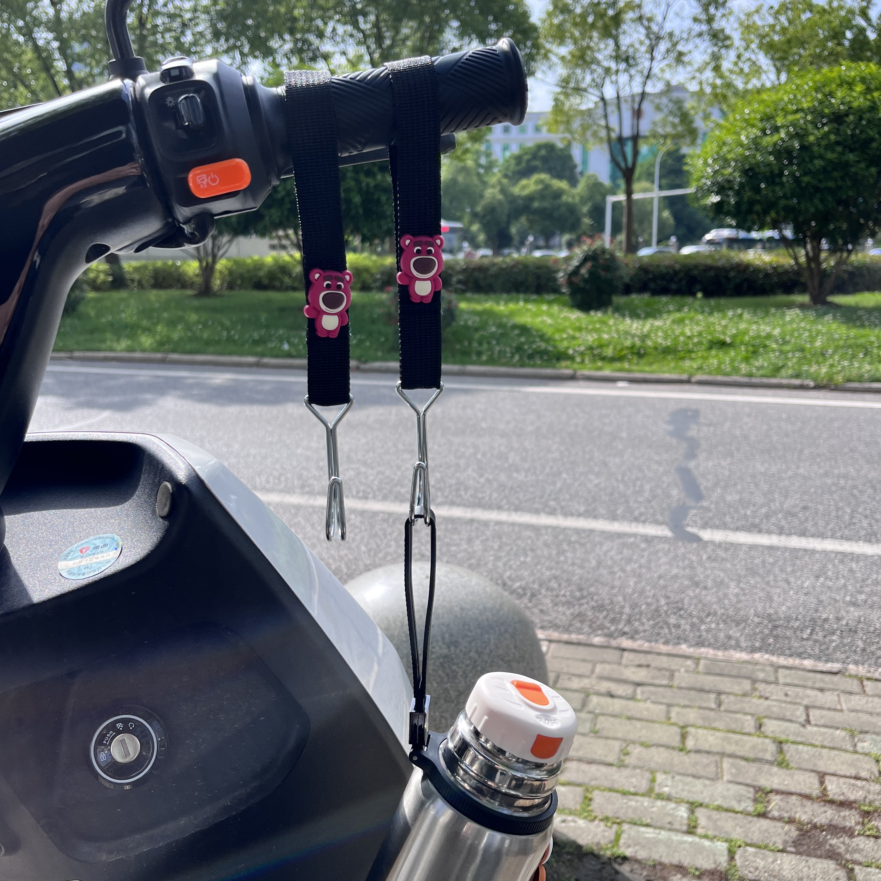 电动车不锈钢卡通挂钩前置通用电瓶车摩托车婴儿车头盔挂物神器,淘宝优惠券,粉丝福利购,淘宝优惠卷