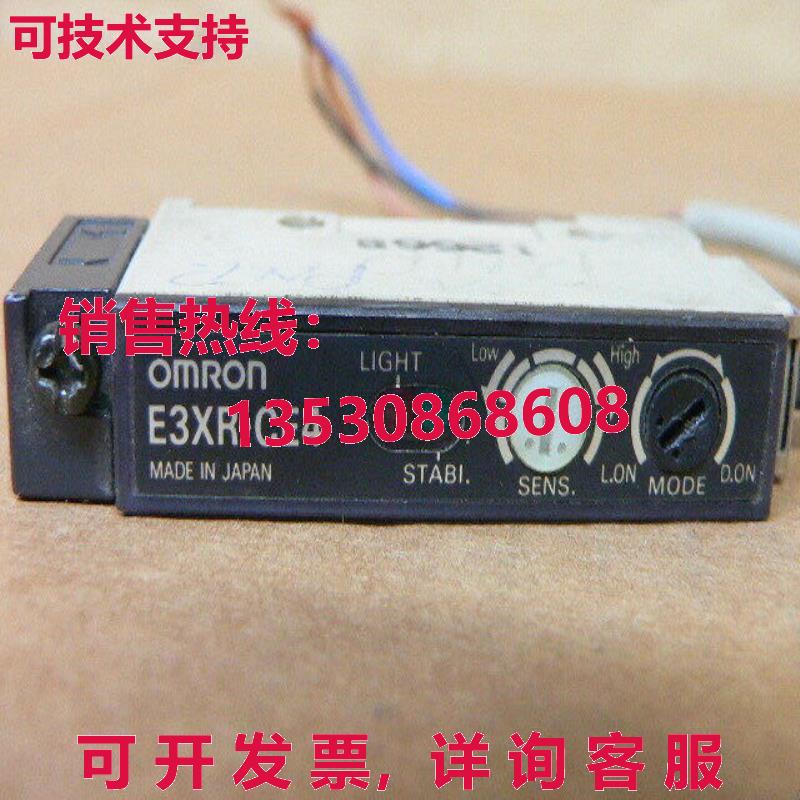 E3XR-CE4 photoelectric sensor in stock