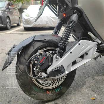 Transit 90 mid-mounted motor fender bracket special adapter bracket water-retaining sand sand plate rear fork ເຊື່ອມຕໍ່ສິ້ນ.