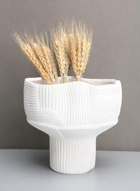 现代简约鼎纹插花花器摆件样板房茶几客厅艺术软装饰品家居大花瓶