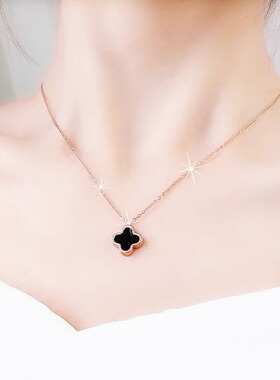 四叶草项链女双面钛钢不掉色高级感锁骨链礼物饰品幸运草梵家