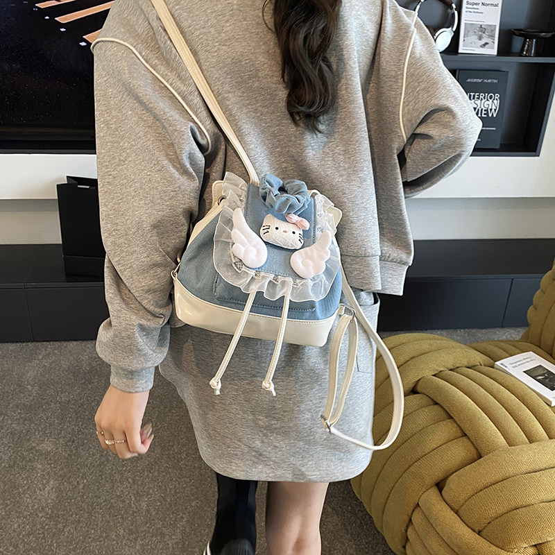 时尚卡通可爱Hellokitty迷你包包女2025新款高颜值超火百搭双肩包,淘宝优惠券,粉丝福利购,淘宝优惠卷