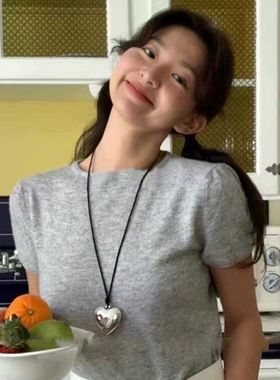 项链吊坠爆款爱心高级感同款韩国秋冬女长款毛衣链小众fever配饰