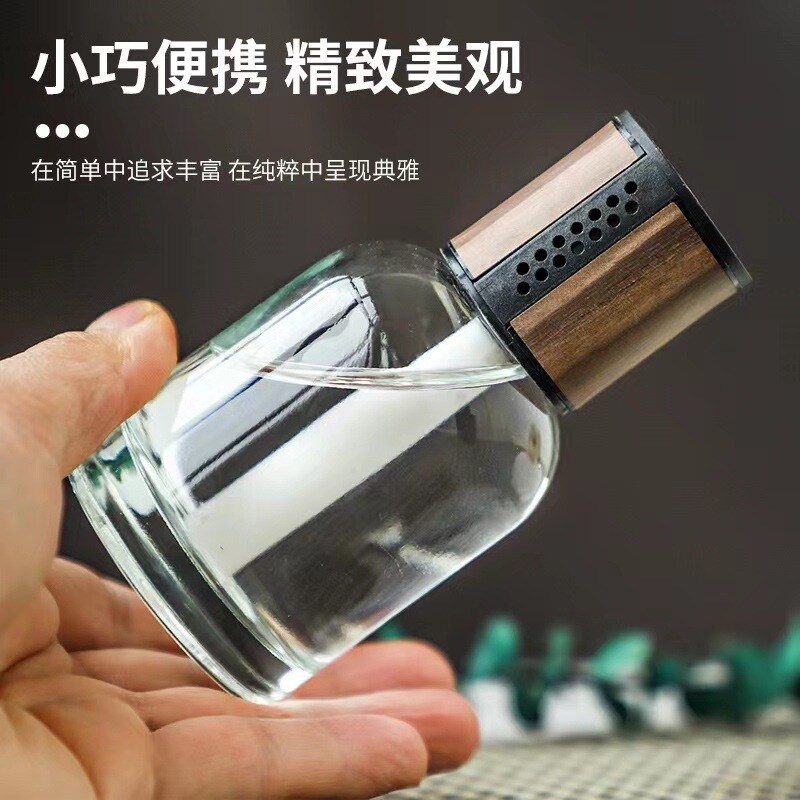 车载香水分装瓶空瓶子汽车内车用精油挥发瓶汽车香薰车内摆件高档