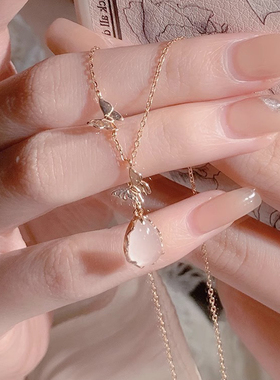 Bluehour蝴蝶项链分水晶