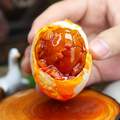 正宗广西北海爆油烤海鸭蛋流油咸鸭蛋广西红树滩特产30枚整箱特大 - 图3