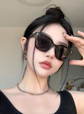 法国 Portney Bell 时尚欧美式黑框显脸小星星腿偏光遮阳太阳眼镜