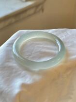 It happens to be live welfare Little Song and Tian Yucigarettes Purple Purple Clear Water Wild Bull Gougou Ulan Sea Russia Material Beyu goat fat jade