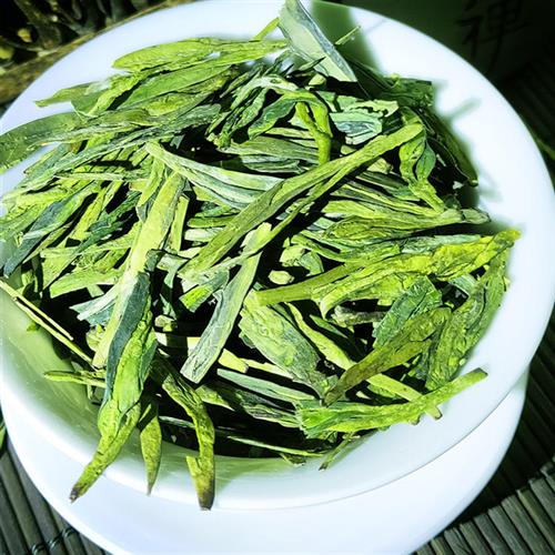 2023新茶雨前龙井春茶绿茶散装浓香口粮茶叶 杭州正宗龙井茶500g - 图1