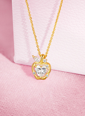 周六福苹果项链女雪夜金苹谣链坠S925银黄金色轻奢小众圣诞礼物