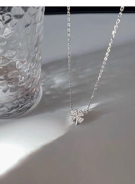 四叶草锁骨项链女2025年新款轻奢小众设计感气质项颈链百搭潮流