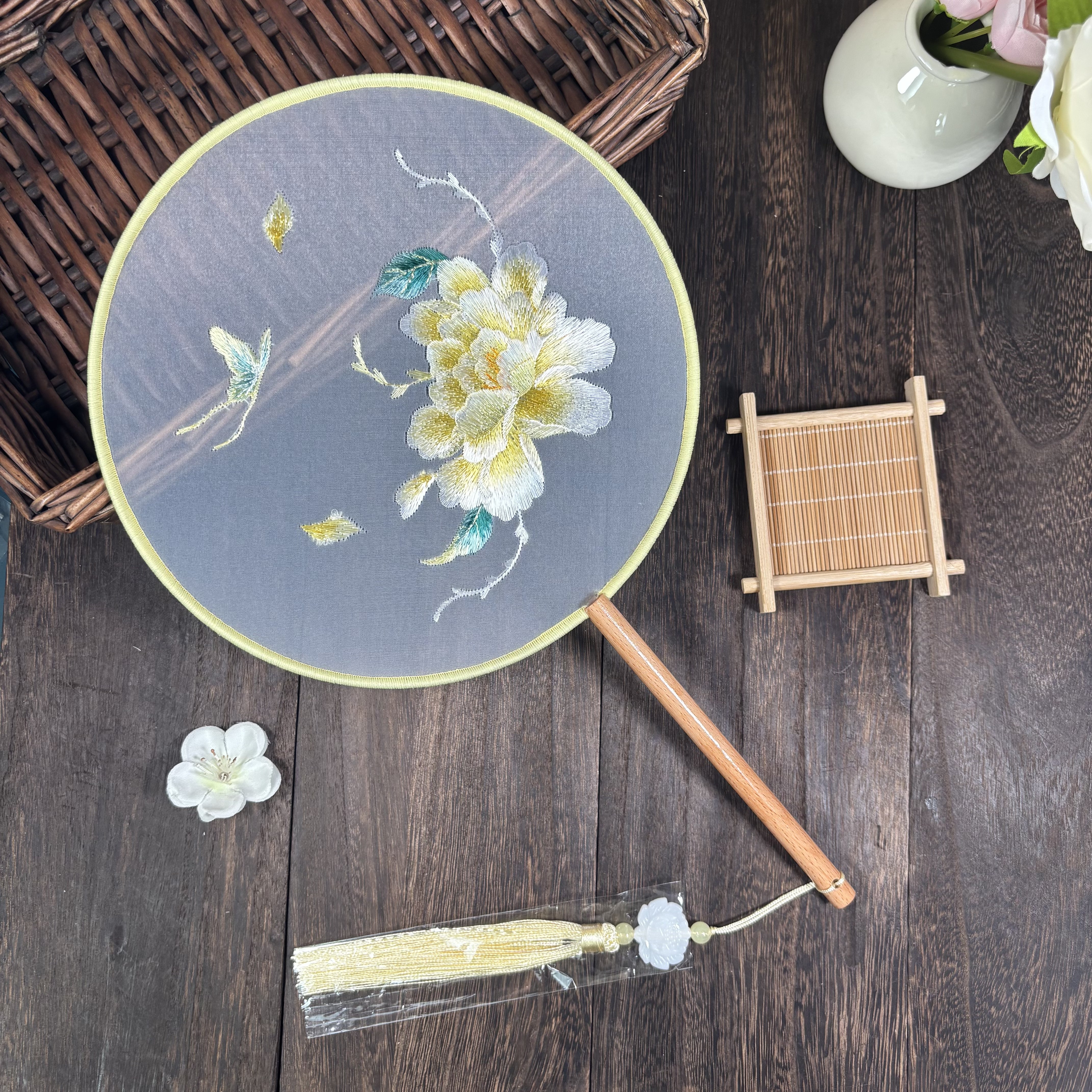 古风扇子刺绣扇子牡丹花鸟绣花扇舞蹈扇中国风苏州汉服女旗袍团扇,淘宝优惠券,粉丝福利购,淘宝优惠卷