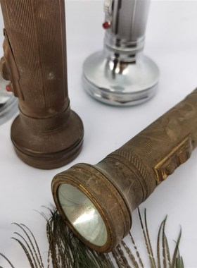 老物件矿灯铁皮手提灯收藏怀旧民国老式铜手电筒旧货老东西摆件