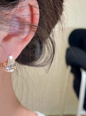 韩国东大门简约光面耳圈女气质百搭小众设计感耳环潮