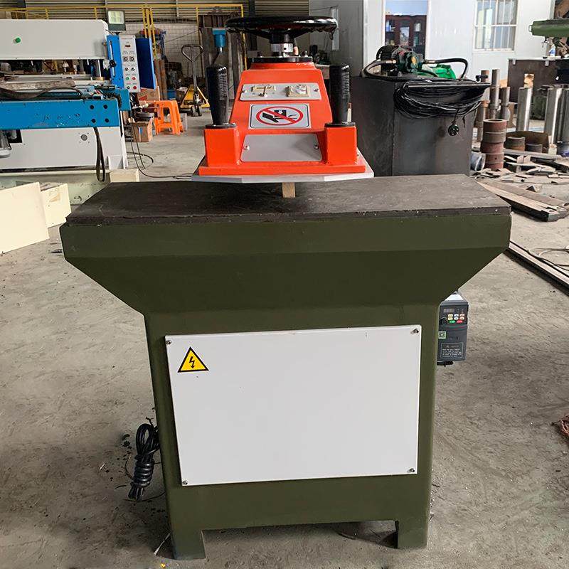 16吨摇臂裁断机GSB摇臂下料机啤机布料油压液压摆臂摇臂裁断机,淘宝优惠券,粉丝福利购,淘宝优惠卷