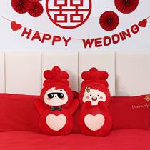 Wedding press-bed dolls dolls a couple of wedding houses arranged with happy words Pillow Bedside Paparazzis new upscale wedding celebration