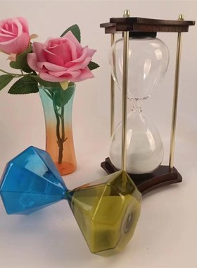不规则三边形木j架沙漏计时30分钟简约精致礼品桌面装饰家居摆件