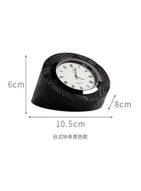 简约现代轻奢皮h革金属台式钟表摆件样板间售楼处卧室客厅桌面摆
