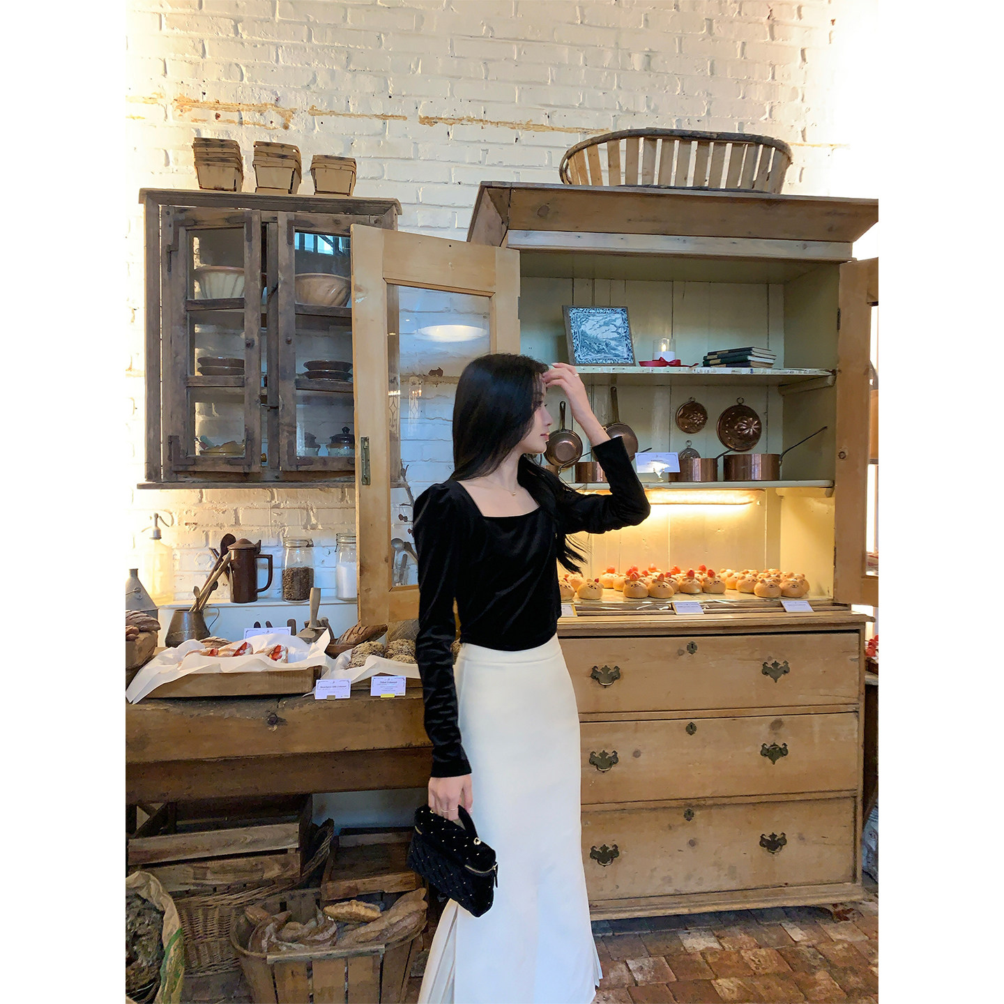 炸鸡欧尼JeJuna 心动剧场 轻奢光泽显瘦丝绒上衣气质毛呢半裙女,淘宝优惠券,粉丝福利购,淘宝优惠卷