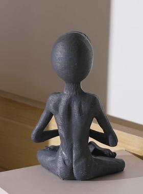 新款直销跨境新品创意花园冥想打坐外星人摆件树脂装饰品小摆件家