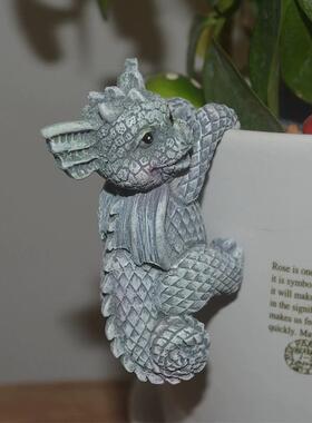 跨境树脂动物挂件卡通小龙挂杯挂花盆花园家居创意挂饰树脂工艺品