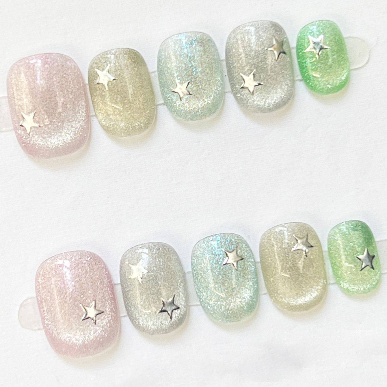 2025夏季新款纯手工多巴胺彩色猫眼星星美甲穿戴短款学生ins,淘宝优惠券,粉丝福利购,淘宝优惠卷