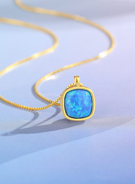 钻石之乡S925纯银梦幻圆角方欧泊项链女轻奢高级感镀18K金色a2633