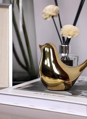 样板房茶几床头柜装饰品摆件高级感软装花艺杂志香薰轻奢现代家居