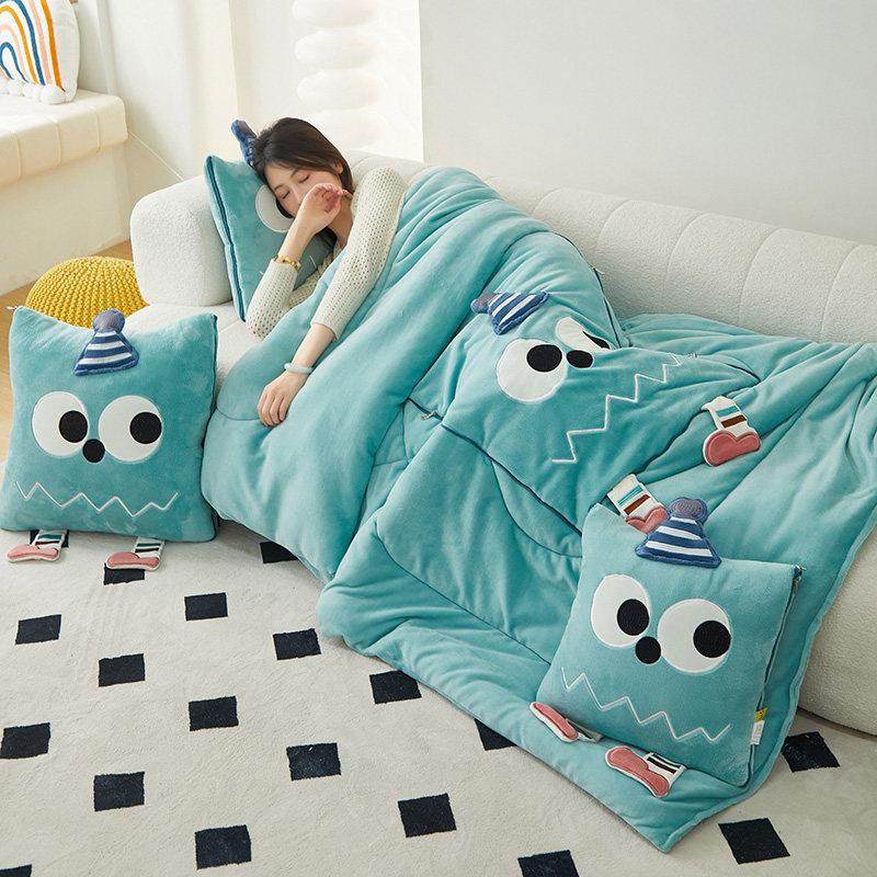 卡通两用抱枕被加厚牛奶绒汽车靠垫背办公室学校沙发午休折叠毛毯,淘宝优惠券,粉丝福利购,淘宝优惠卷