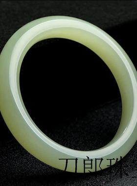 新疆和田玉手镯冰底晴水料玉镯子女款浅青玉平安镯七夕情人节礼物