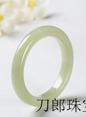 和田玉青白玉手镯女款玉镯子冰底浅鸭蛋青细条青海俄料玉手饰证书