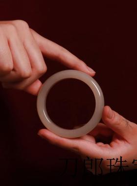 高端新疆和田玉藕粉手镯百搭少女感藕粉色玉镯粉圆条粉色细圆条镯