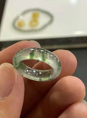 冰种飘花阳绿玉石戒圈女男款冰透