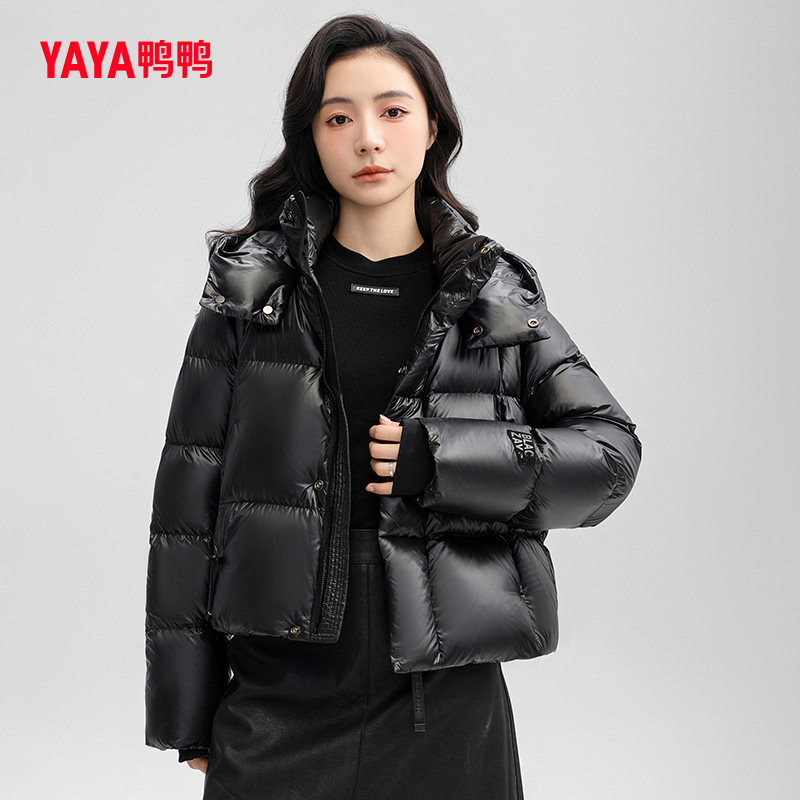  鸭鸭女装羽绒服