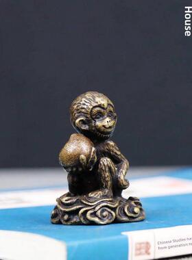 纯纯铜猴桃饰品生肖可爱小猴寿桃铜柄彷古铜雕茶宠物