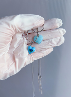 孤品迷你蓝色爱心项链多巴胺彩色项链蛇骨链吊坠小众轻奢质感项链