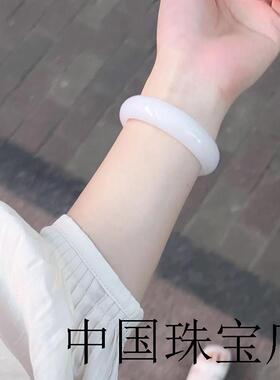精选新疆冰种青白玉手镯正圈羊脂白玉青海俄料玉镯和田玉晴水镯子