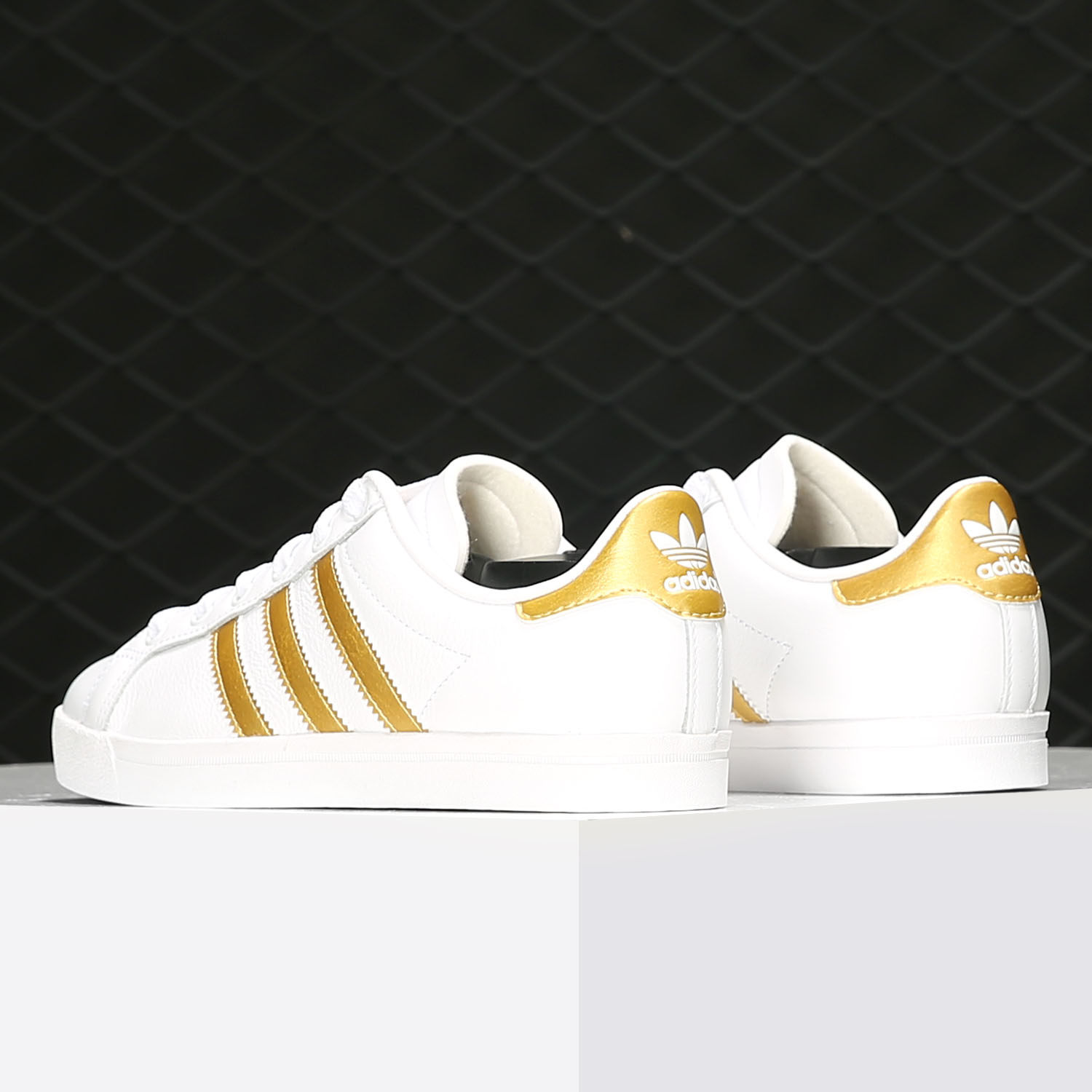 Adidas/阿迪达斯正品三叶草男女皮革低帮时尚休闲运动板鞋 EE6200,淘宝优惠券,粉丝福利购,淘宝优惠卷