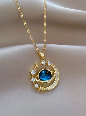 Fashionable Pendant Necklaces for Both Men and Women, Suitab