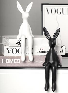 高级感轻奢坐姿兔子小摆件高档软装家居客厅电视柜酒柜桌面装饰品