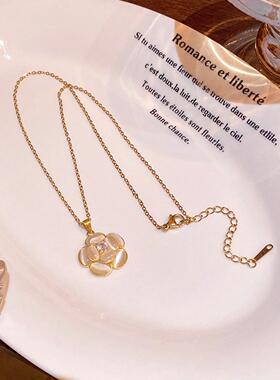 猫眼石通透花朵钛钢项链女轻奢