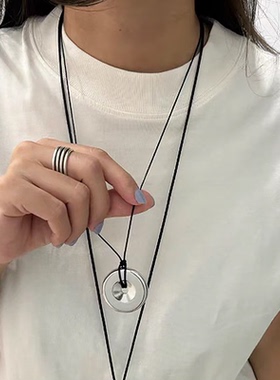 黑色皮绳平安扣圆环金属黑绳项链