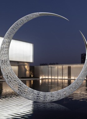 不锈钢月亮摆件金属圆环镜u面雕塑户外水景景观大型艺术品装饰摆