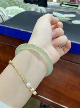 新疆精选和田玉晴水手镯女款高冰种小细圆条叮当玉镯子青翠色送礼