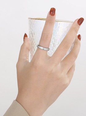 韩版简约周圈镶嵌满钻不锈钢女式E戒指 银色气质食指环手饰品