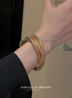 多层弹力b手镯女轻奢小众高级感气质手环配饰2023新款爆款复古手