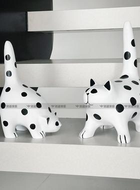 爆款波点小猫摆件客厅卧室电视柜酒柜轻奢高级感小众卡通可爱装饰